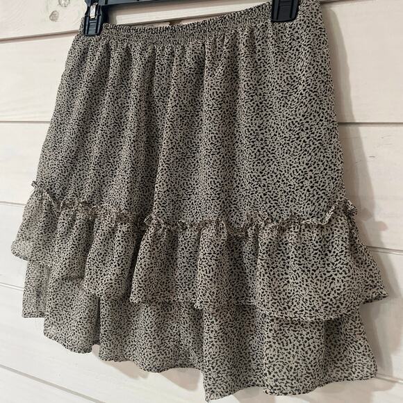 Sienna Sky Y2K Black & White Layered Ruffled Mini Skirt Size M - Picture 4 of 4